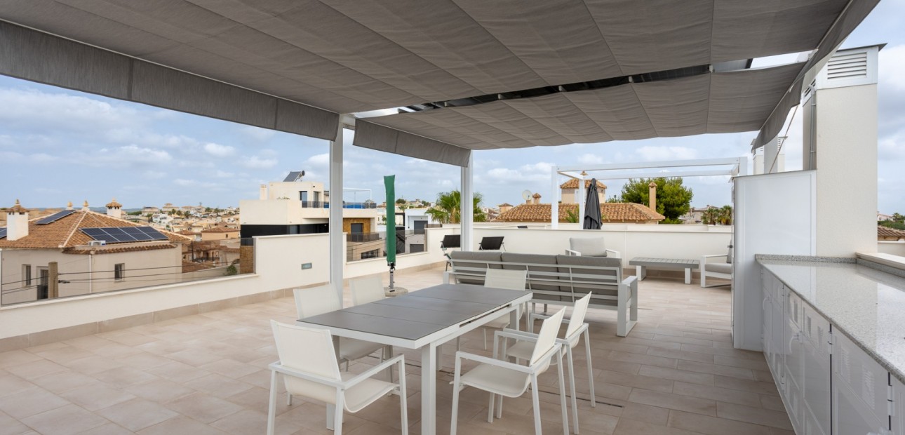 Herverkoop - Appartement / flat -
San Miguel de Salinas - BLUE LAGOON