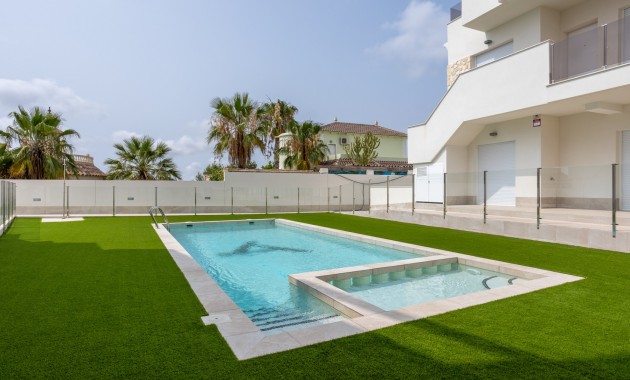 Herverkoop - Appartement / flat -
San Miguel de Salinas - BLUE LAGOON