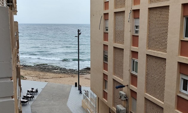 Venta - Apartamento / piso -
Torrevieja - Playa del Cura