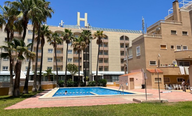 Sale - Apartment / flat -
Punta Prima - Punta Prima Torrevieja