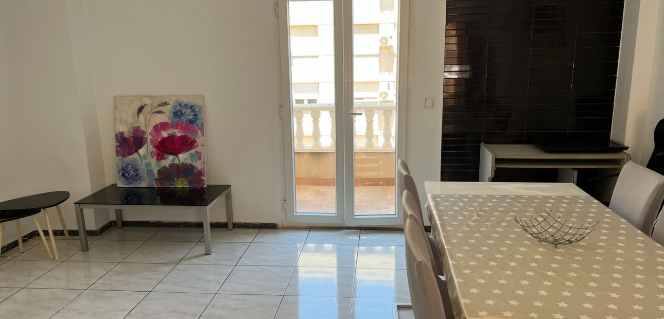 Venta - Apartamento / piso -
Punta Prima - Punta Prima Torrevieja