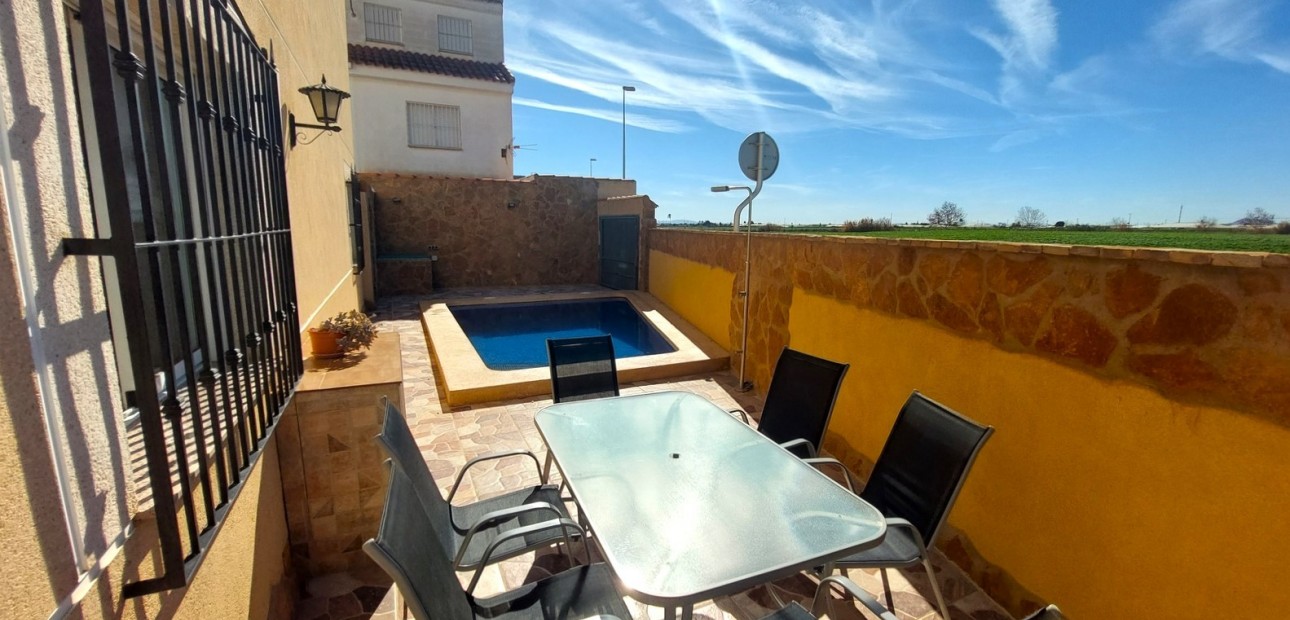 Sale - Semi Detached Villa -
Torre de La Horadada - Torre de La Horadada - Town