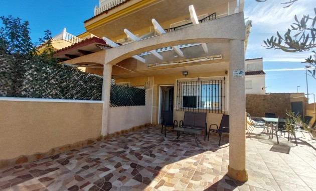 Herverkoop - Semi Detached Villa -
Torre de La Horadada - Torre de La Horadada - Town