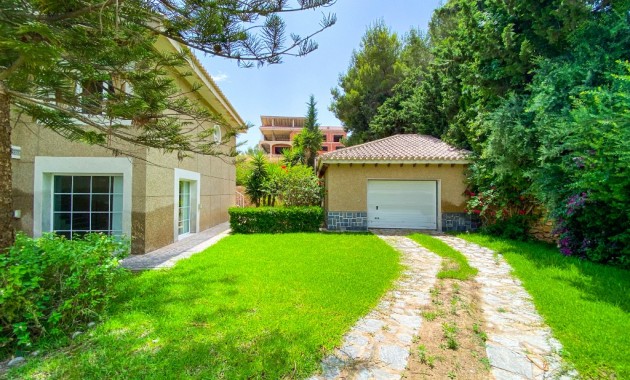 Venta - Luxury Villa -
Villamartin