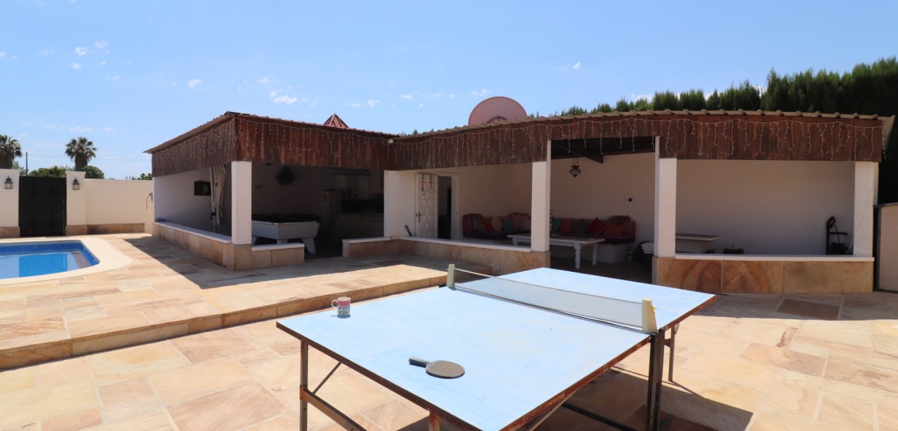 Sale - Country Property -
Almoradí - Heredades - Village