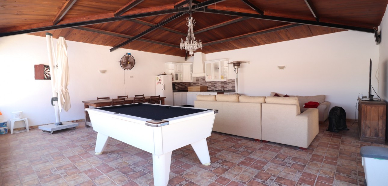 Sale - Country Property -
Almoradí - Heredades - Village