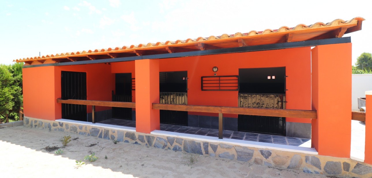 Venta - Country Property -
Almoradí - Heredades - Village