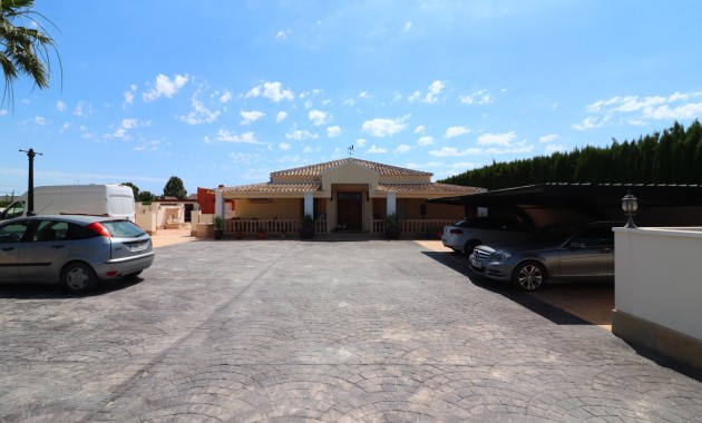 Sale - Country Property -
Almoradí - Heredades - Village