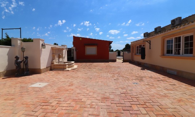 Sale - Country Property -
Almoradí - Heredades - Village