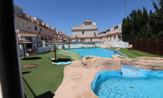 Sale - Townhouse -
Algorfa - Montemar