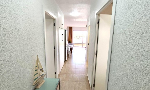 Sale - Apartment / flat -
Guardamar del Segura - Pinomar