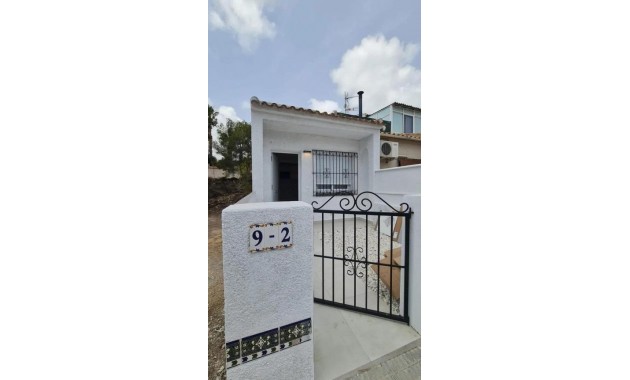 Herverkoop - Terraced house -
Orihuela Costa - Las Filipinas