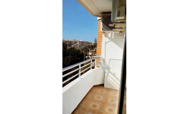 Herverkoop - Flat -
Torrevieja - Acequion