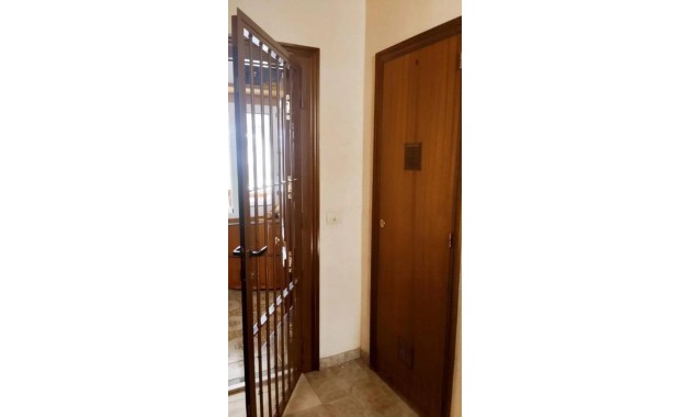 Herverkoop - Flat -
Torrevieja - Acequion