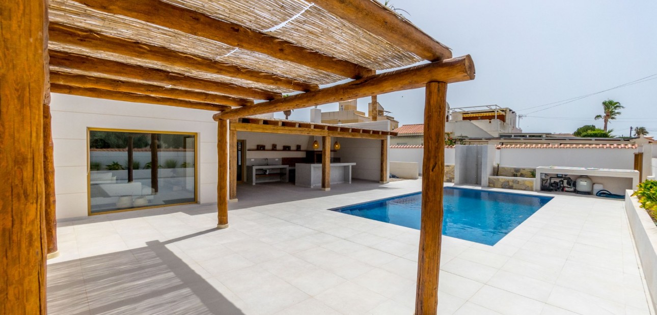 Venta - Villa -
Torrevieja - Torreta Florida