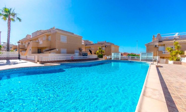 Herverkoop - Bungalow -
Torrevieja - Aguas Nuevas