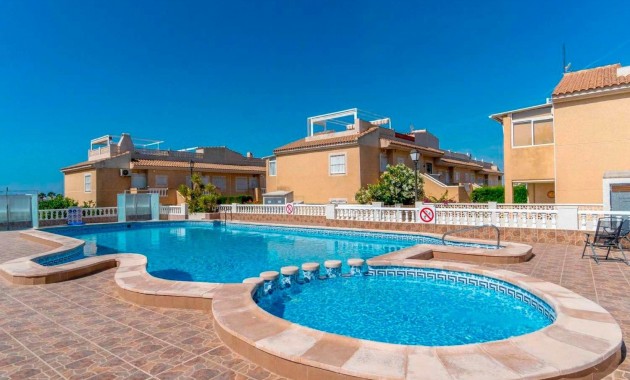 Herverkoop - Bungalow -
Torrevieja - Aguas Nuevas