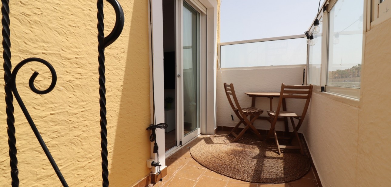 Sale - Apartment / flat -
Algorfa - Montemar