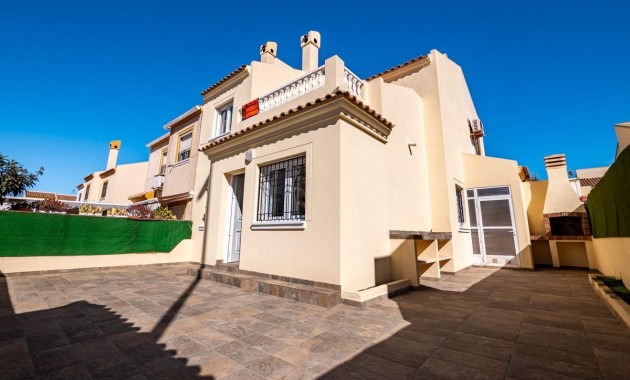 Venta - Terraced house -
Torrevieja - Aguas nuevas 1