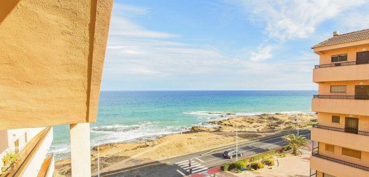 Venta - Apartamento / piso -
Torrevieja - Cabo cervera