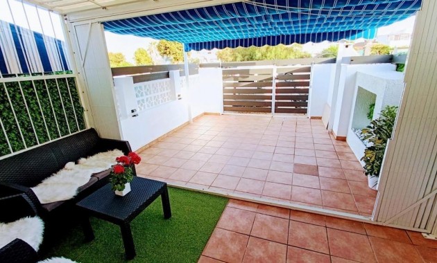 Herverkoop - Bungalow -
Torrevieja - Torreta florida