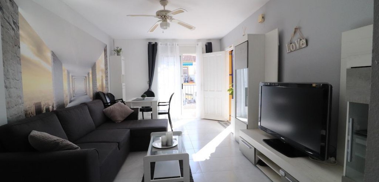 Venta - Bungalow -
Orihuela Costa - Playa Flamenca Norte