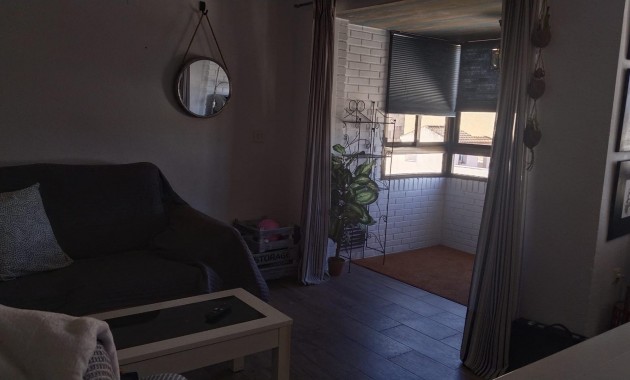 Sale - Apartment / flat -
Catral - CENTRO