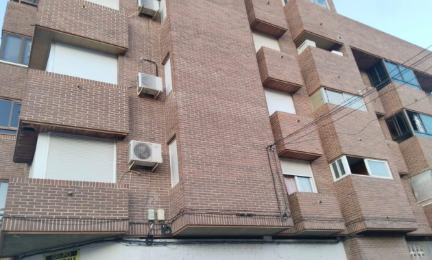 Sale - Apartment / flat -
Catral - CENTRO