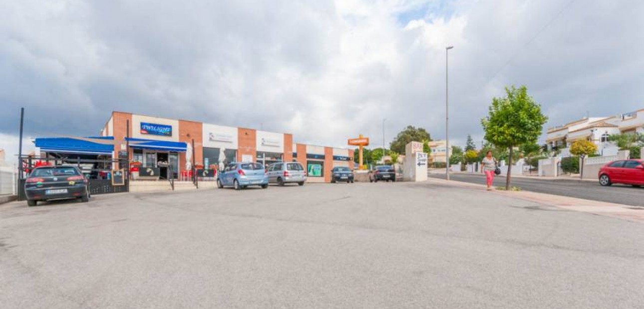 Verhuur - Commercial Unit -
San Fulgencio - La Marina