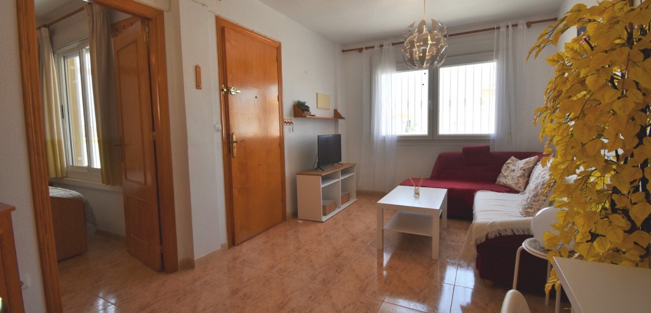 Venta - Apartamento / piso -
Orihuela Costa - Playa Flamenca