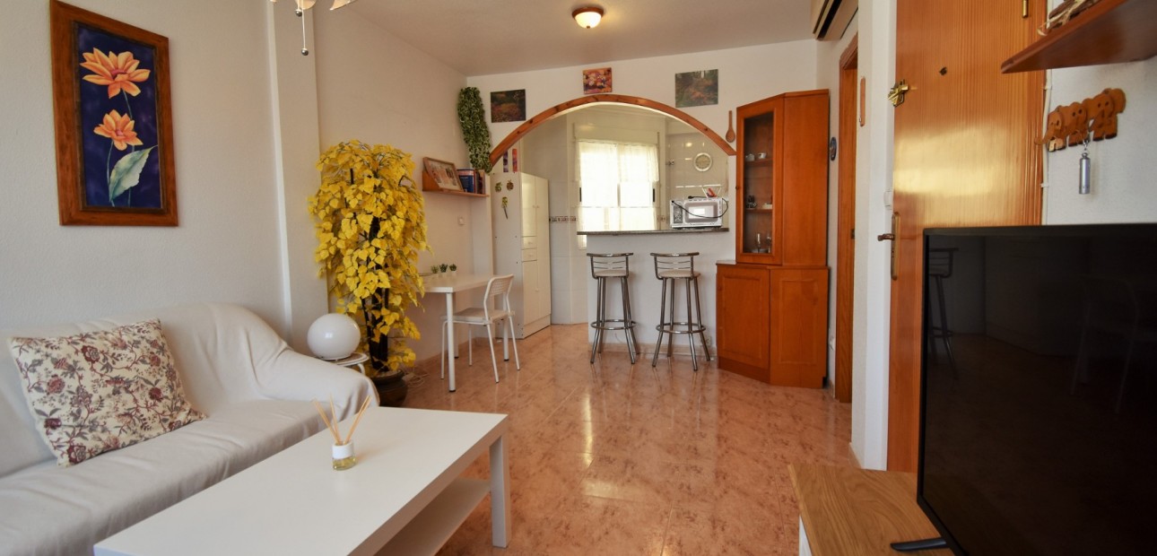 Sale - Apartment / flat -
Orihuela Costa - Playa Flamenca