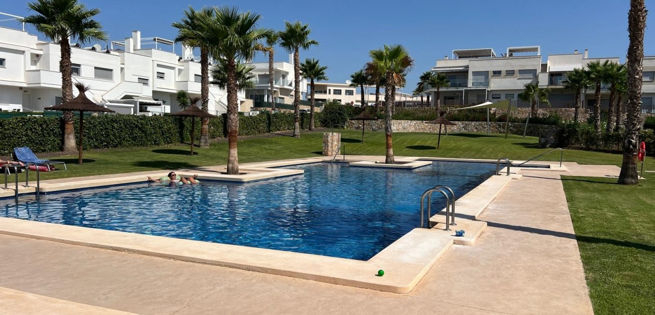 Sale - Apartment - Flat -
Orihuela - Entre Naranjos Vistabella Golf