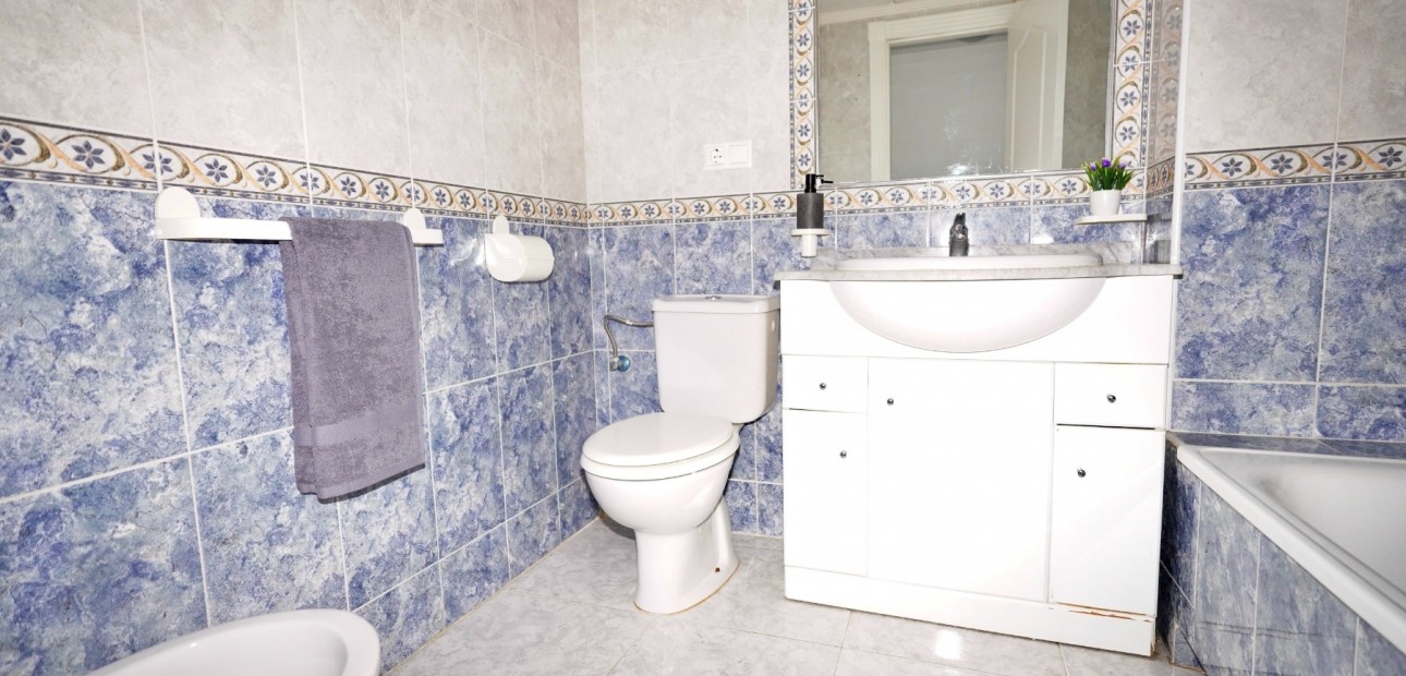 Sale - Apartment / flat -
Algorfa - Algorfa - Village