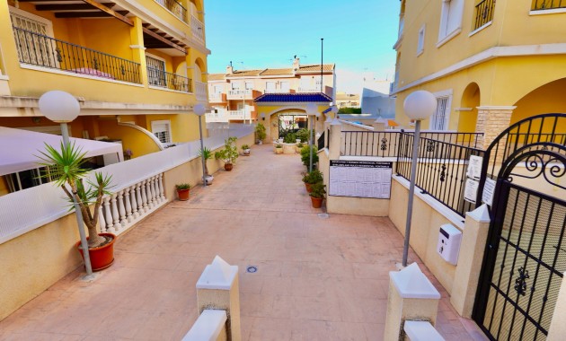 Sale - Apartment / flat -
Algorfa - Algorfa - Village