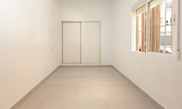 Venta - Flat -
Torrevieja - El Acequión - Los Náufragos