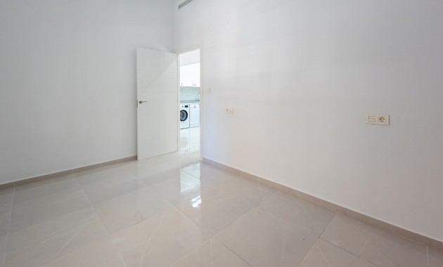 Venta - Flat -
Torrevieja - El Acequión - Los Náufragos