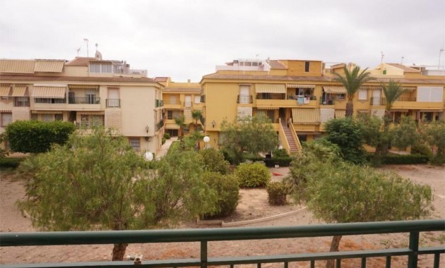 Sale - Flat -
Torrevieja - La veleta