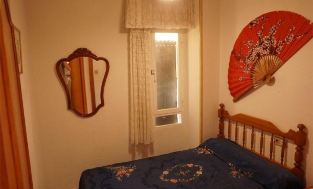 Sale - Flat -
Torrevieja - La veleta