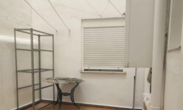 Sale - Flat -
Dolores - CENTRO