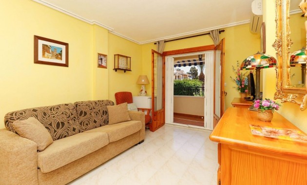 Sale - Apartment / flat -
Torrevieja - La Mata