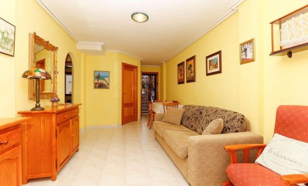 Sale - Apartment / flat -
Torrevieja - La Mata