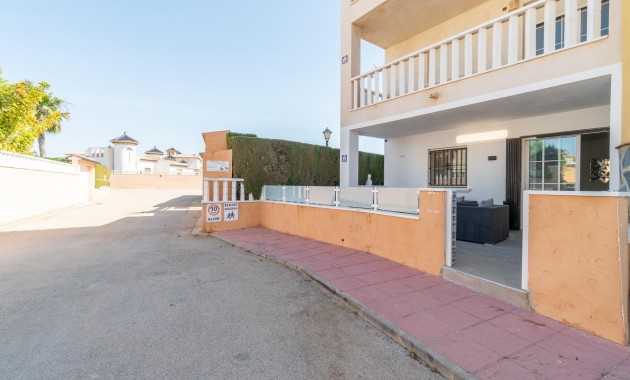 Sale - Ground Floor -
Orihuela Costa - Lomas de Cabo Roig