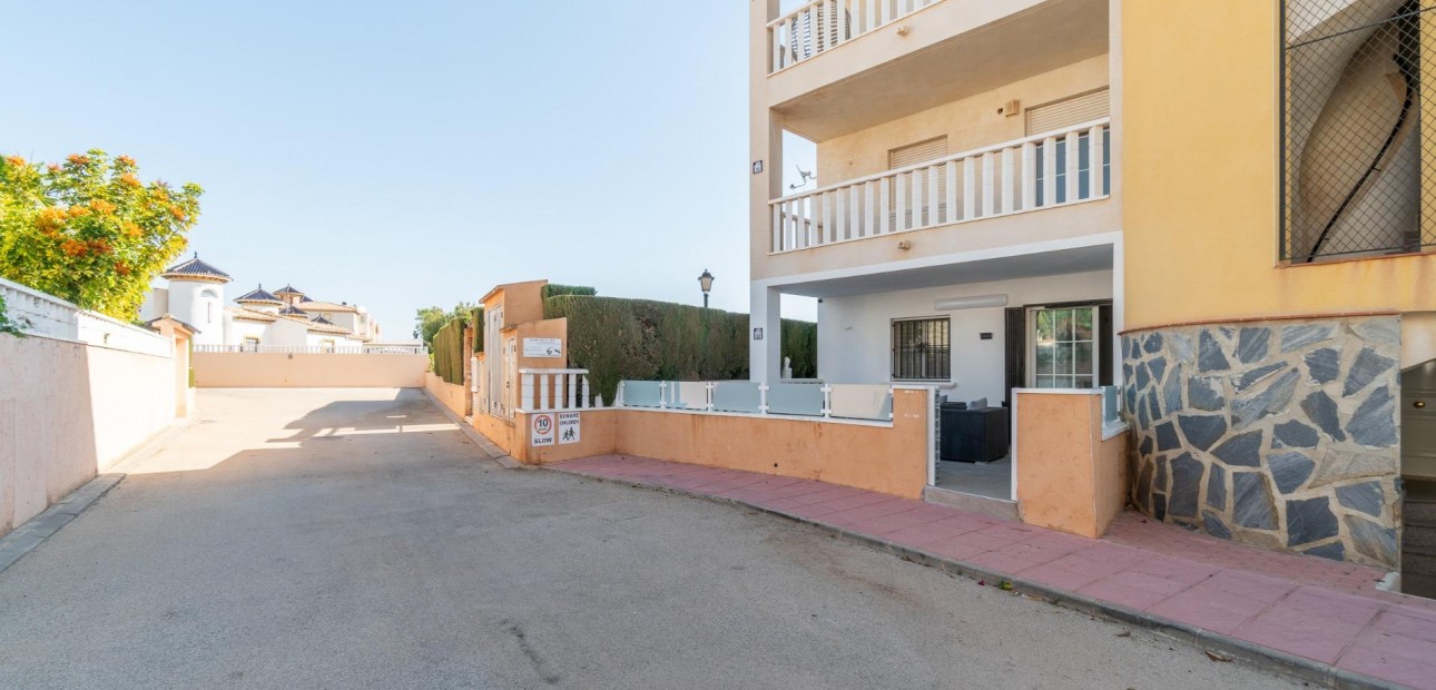 Sale - Ground Floor -
Orihuela Costa - Lomas de Cabo Roig