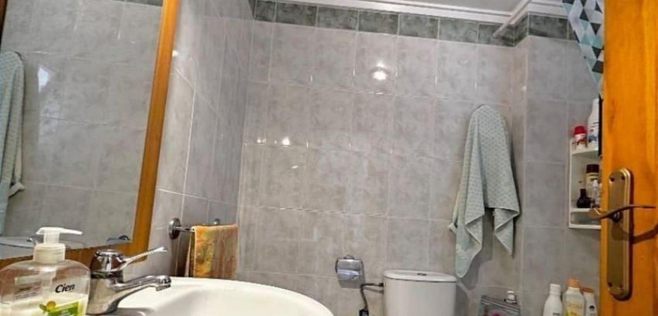 Sale - Flat -
Torrevieja - Playa del cura