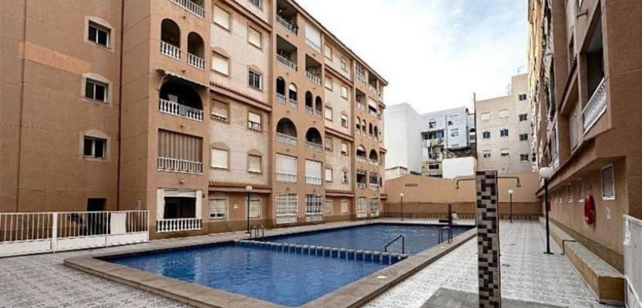 Venta - Flat -
Torrevieja - Playa del cura