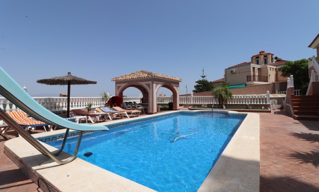 Sale - Detached Villa -
Algorfa - Lomas de La Juliana