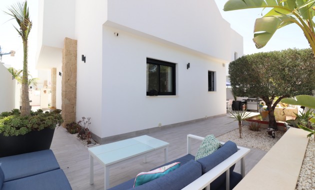 Herverkoop - Detached Villa -
Los Montesinos - La Herrada