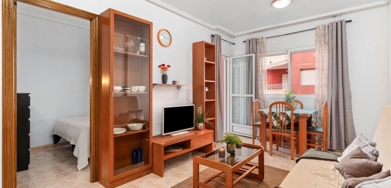 Venta - Flat -
Torrevieja - Centro