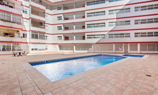 Herverkoop - Flat -
Torrevieja - Centro