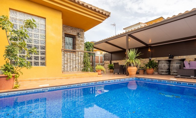 Venta - Semi - Detached Villa -
Los Montesinos - La herrada